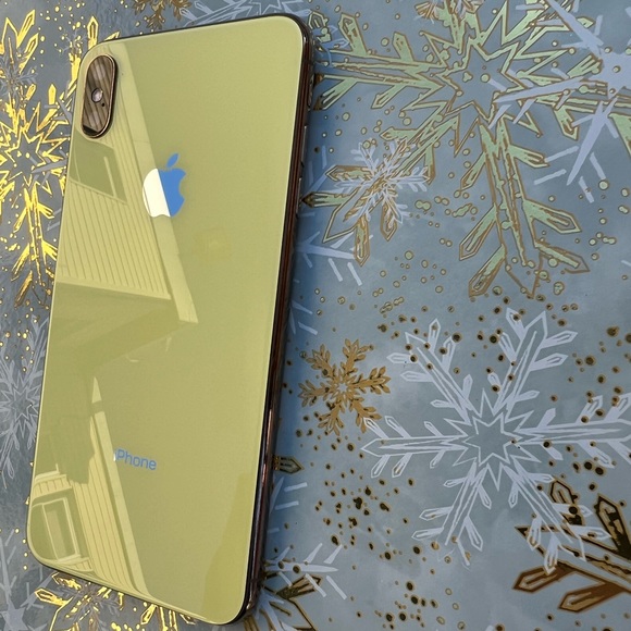 Apple iphone Xs Max CustomYellow & Gold Frame with small parts